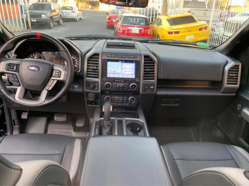 Imagen 10 de 10 de Ford Lobo Raptor