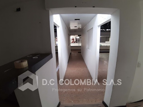 Imagen 6 de 25 de Locales En Arriendo Ciudad Salitre 815-666