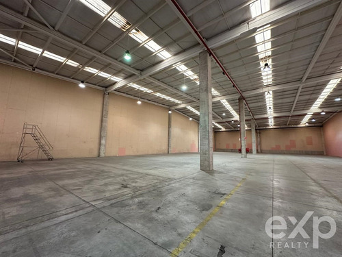Bodega De 596 M2 En Arriendo En Pudahuel
