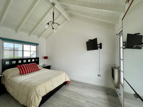 Venta Casa 6 Ambientes Amoblada En Barrio El Mirador, Hurlingham