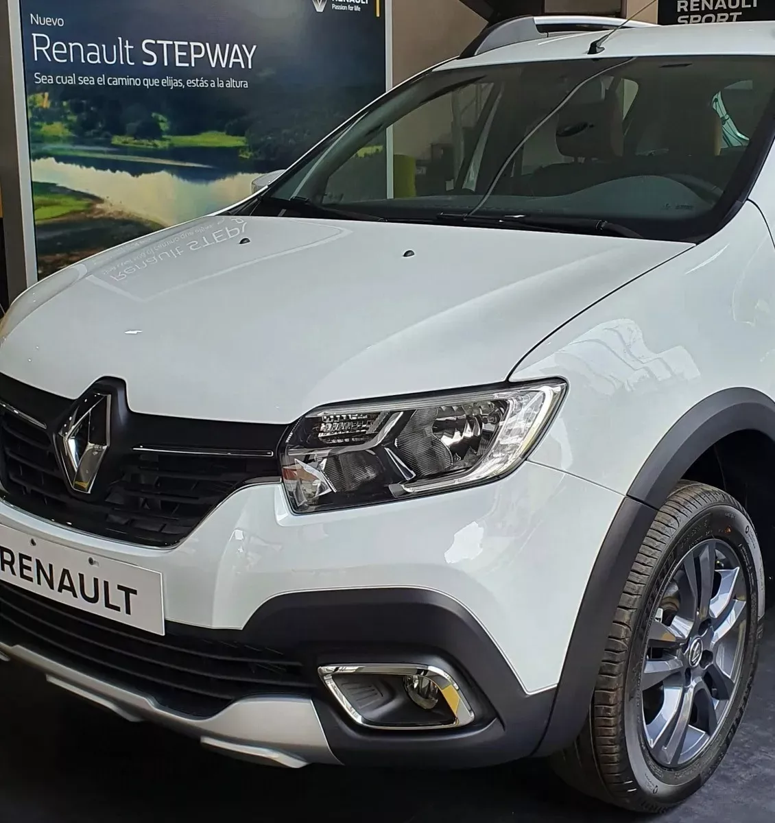 Renault Sandero Stepway 1.6 16v Zen