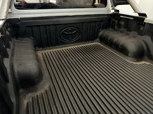 Toyota Hilux 2.8 STD 4X4 CD 16V