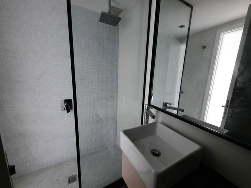Venta De Apartamento Mono-ambiente En Rambla De Buceo