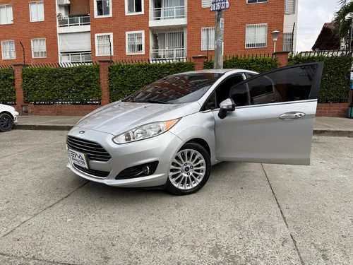 Ford Fiesta 1.6 Hatchback Titanium