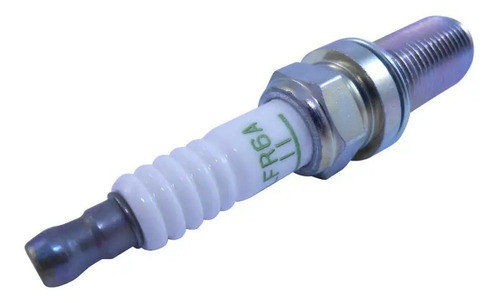 Imagen 3 de 5 de Bujia Ngk Lfr6a-11 Motor Fuera De Borda Yamaha Lf115