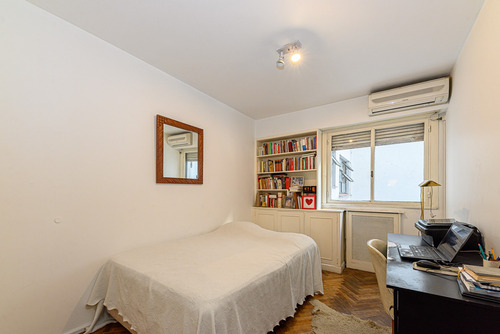 Departamento En Venta En Recoleta, Capital Federal, Buenos Aires