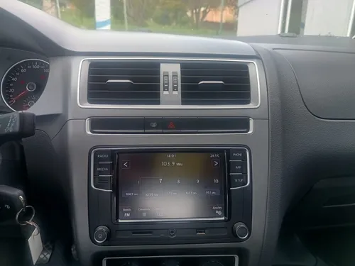 Fox Xtreme 1.6 5p Jlr330