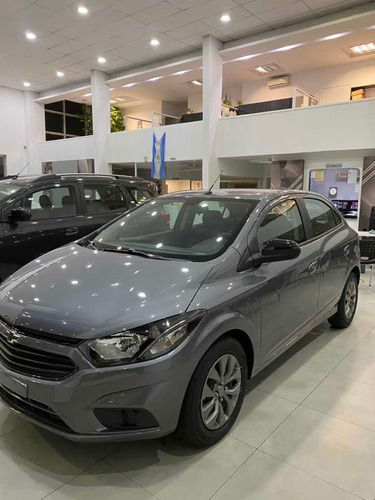 Chevrolet Onix Joy Black