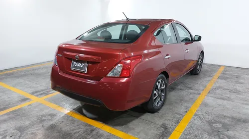 Nissan Versa 1.6 Advance