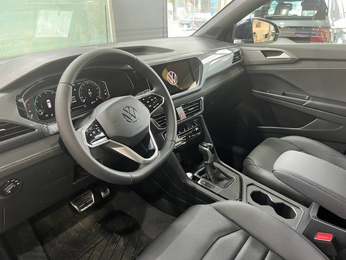 Imagen 8 de 24 de Volkswagen Taos Highline 250 Tsi My23 Autotag Nuñez