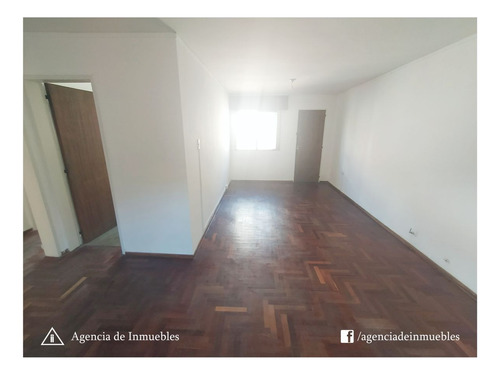 Vende: Departamento 2 Dormitorios Con Terraza / Barrio Alberdi