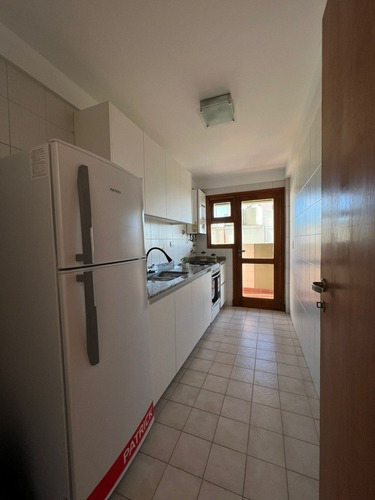 Imagen 7 de 10 de Departamento 2 Ambientes Con Cochera!! Oportunidad!!