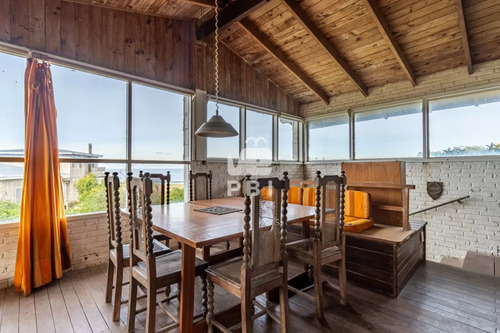Casa En Primera Linea Al Mar, Bahía Del Pinar - Ref : Pbi12502