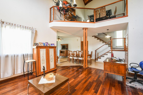 Imagen 7 de 30 de Casa De 4 Dormitorios En Venta Con Pileta En Fisherton Rosario