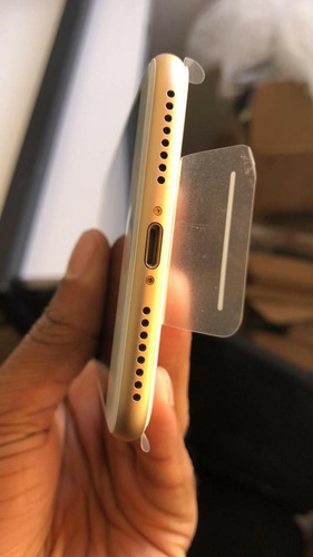 iPhone 7 Plus 32 G Dourado