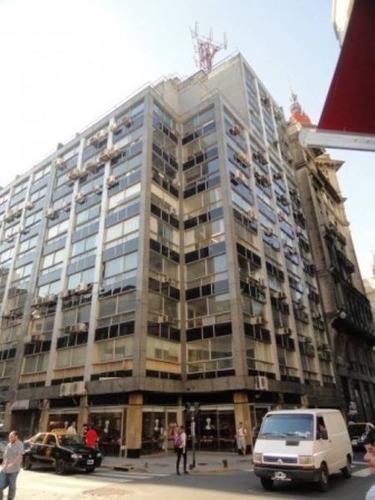 Imagen 1 de 6 de Edificio De Oficinas En Esquina