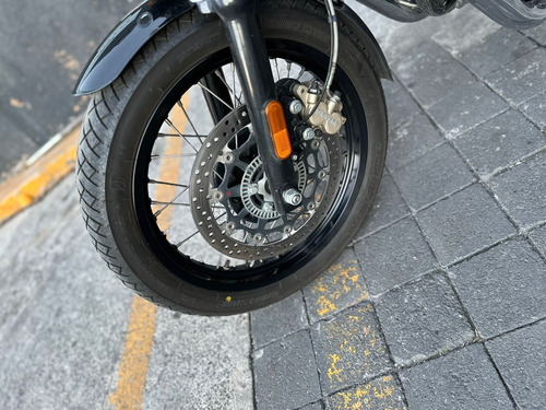 Interceptor 650 Con Escapes S&s