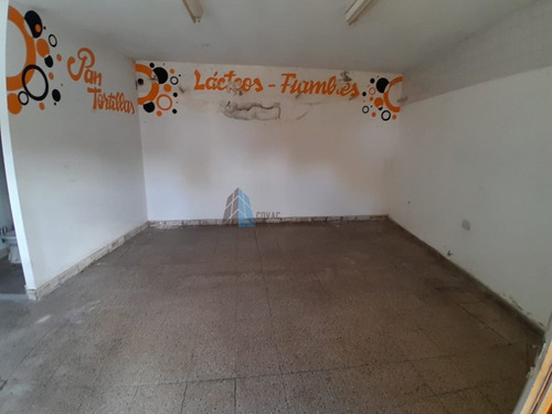Casa + Local Comercial Raul Colombres 1000