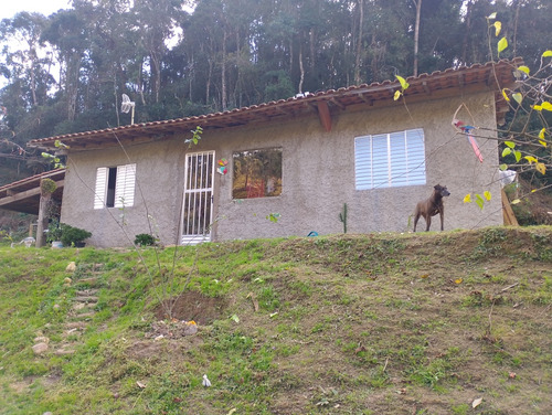 Quarto Com Lareira ,copa,banheiro,cozinha A Lenha ,garagem