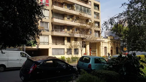 Se Arrienda Depto. Pequeño A 3 Cuadras Metro Irarrazaval.