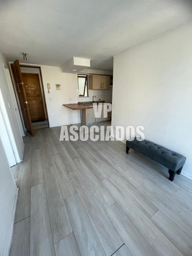 Departamento 2d Y 1b Piso 21 - Metro Ñuble.