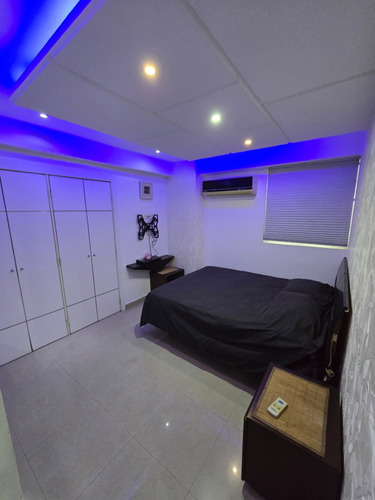 Venta Moderno Apartamento Amoblado Las Chimeneas Valencia Rr 281722
