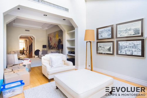 Casa En Alquiler Con Jardin Y Pileta En Barrio Parque