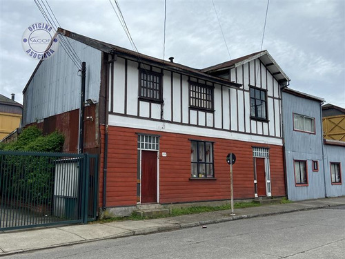 Se Vende Casa En Cochrane N-171 De La Ciudad De Valdivia.