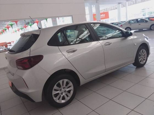 Imagem 7 de 9 de Chevrolet Onix 1.0 Flex Lt Manual