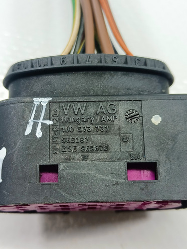Arnes Conector Faro Delantero Vw Touareg 3.0 Tdi 11-15 (Usado)