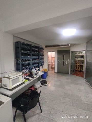 Imagen 9 de 14 de Tibizay Diaz Vende Edificio En Chacao #22-499
