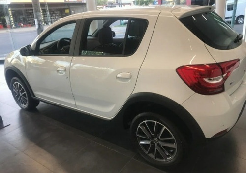 Imagen 8 de 15 de Sandero Intens 1.6 Cvt Entrega Inmediata Stock Disponible Ya