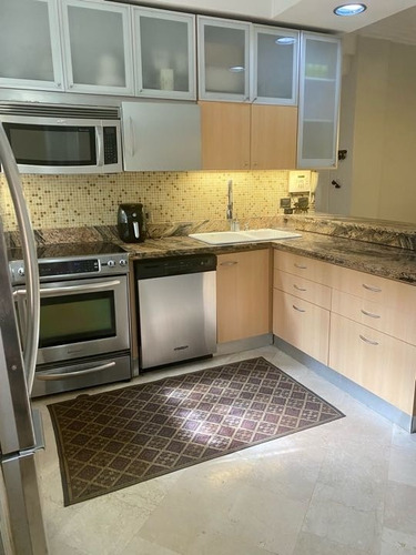 Imagen 5 de 13 de Vendo Apartamento 125m2 3h/3b/2p El Rosal 7655