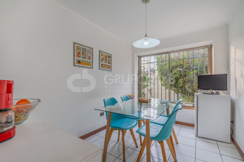 Hermosae Impecable Casa En Venta De 4 Dorm. En Ñuñoa