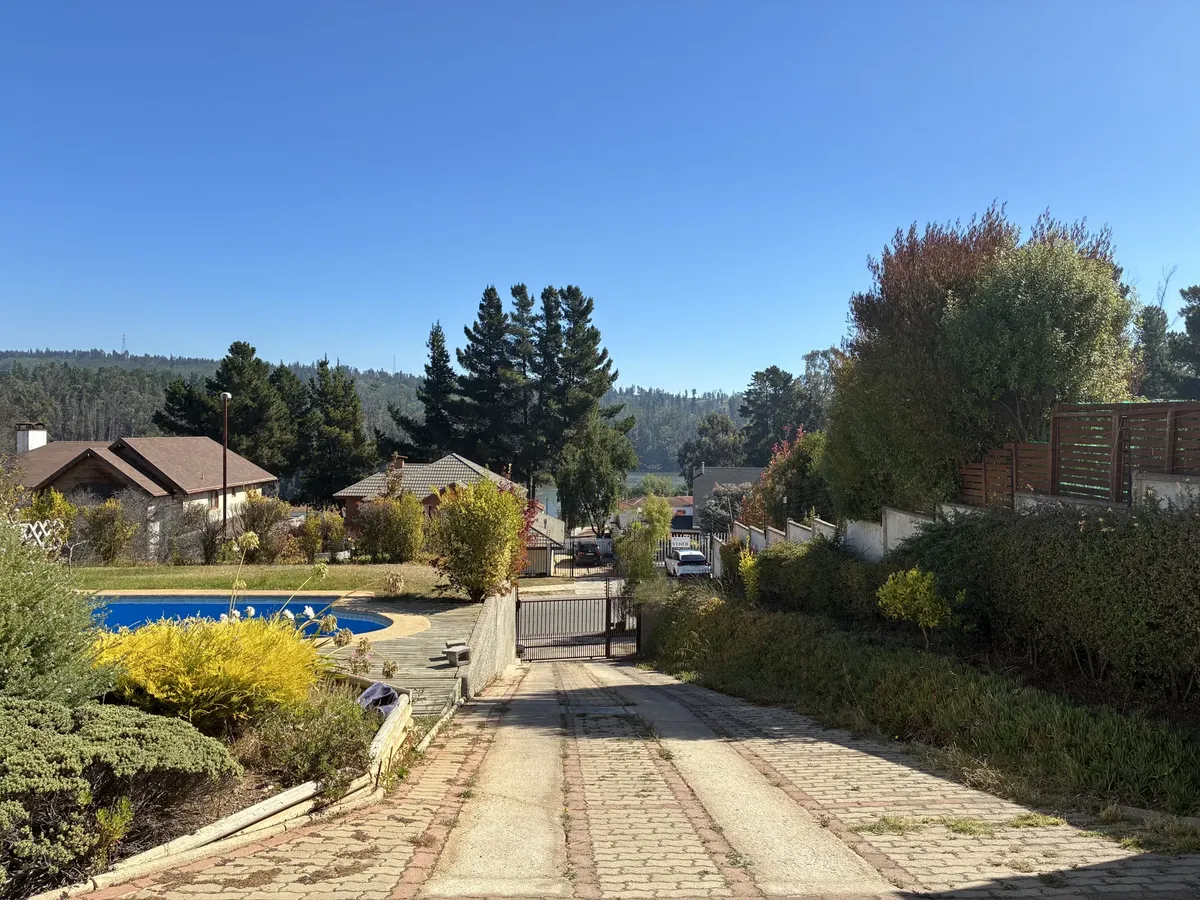 Imagen 5 de 27 de Casa Con Mucho Patio Y Espacio Piscina Y Quincho