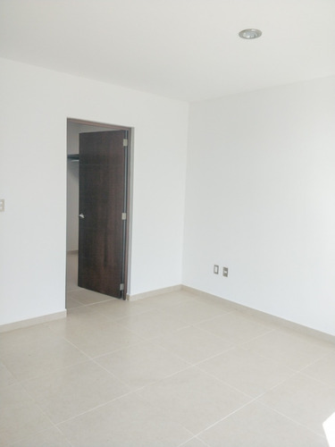 Imagen 10 de 19 de Casa En Venta En Fraccionamiento El Condado, Corregidora Querétaro