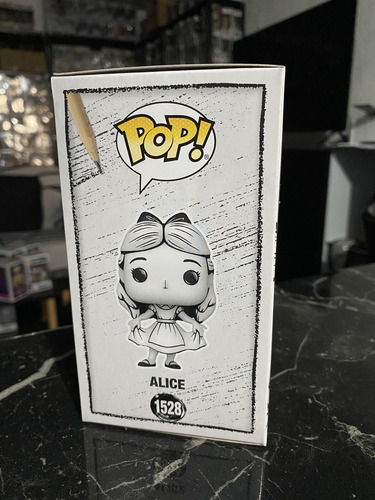 Funko Shop Pop Alice Sketched #1528 Disney
