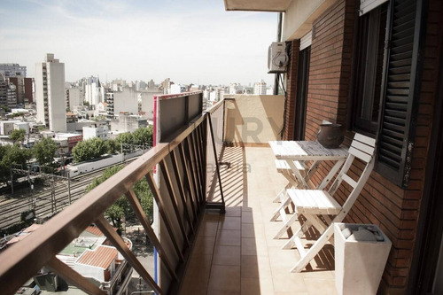 Imagen 3 de 18 de Departamento 4 Ambientes Con Dependencia En Lanús Oeste