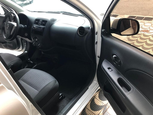 Nissan March 1.0 S Mecânico