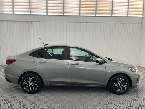 Chevrolet Onix plus 1.0 Lt 4p