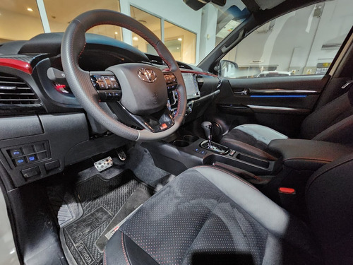 Imagen 9 de 23 de Toyota Hilux 4x4 Dc Gr-s Iii 2.8 Tdi At