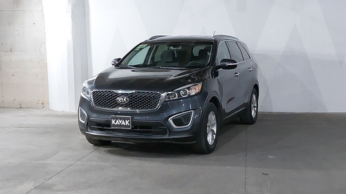 Kia Sorento 2.4 Lx At