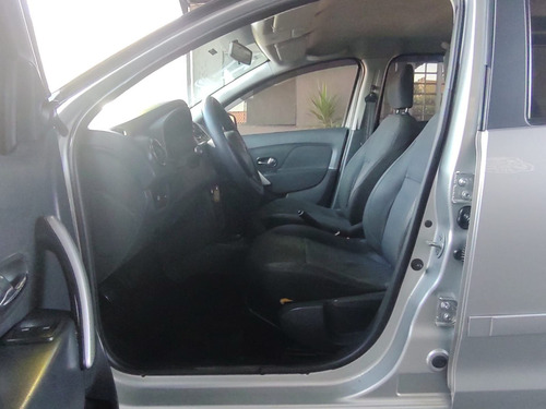 Imagem 11 de 13 de Renault Sandero Expression Flex 1.6 16v 5p 2016/2017