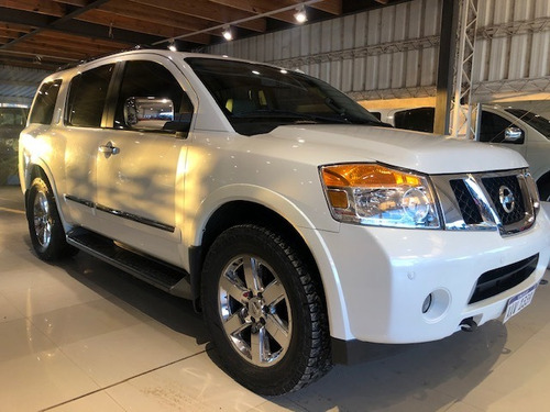 Nissan Armada 5.6 Exclusive 4x4 7 Plazas - Defranco Motors