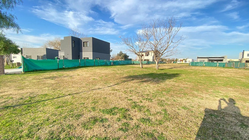Imagen 2 de 4 de Terreno Lote En Venta En San Ramiro, Pilar Del Este, G.b.a. Zona Norte