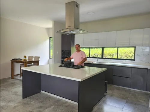Se Vende Chalet Vía Barragán