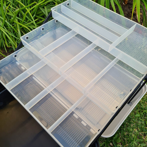 Imagen 4 de 6 de Caja Pesca Caster Tres Bandejas 12 Divisiones 36x19x20cm 006