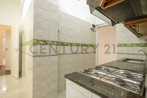 Venta Departamento 3 Ambientes En Destacada Zona De Palermo A 1 Cuadra Del Shopping Alto Palermo.