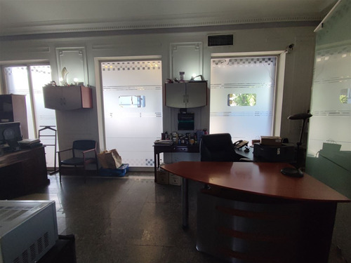 Local Comercial Venta Bilbao Providencia. 2000 Mts2 800 Cons