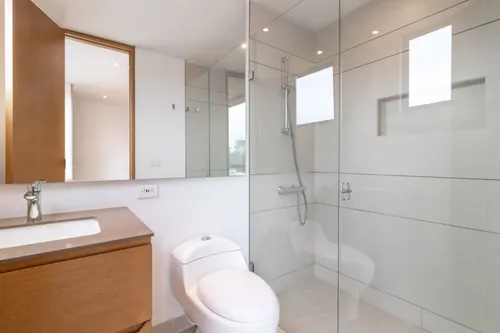 Apartamento En Venta En Chicó Navarra. Cod V10046